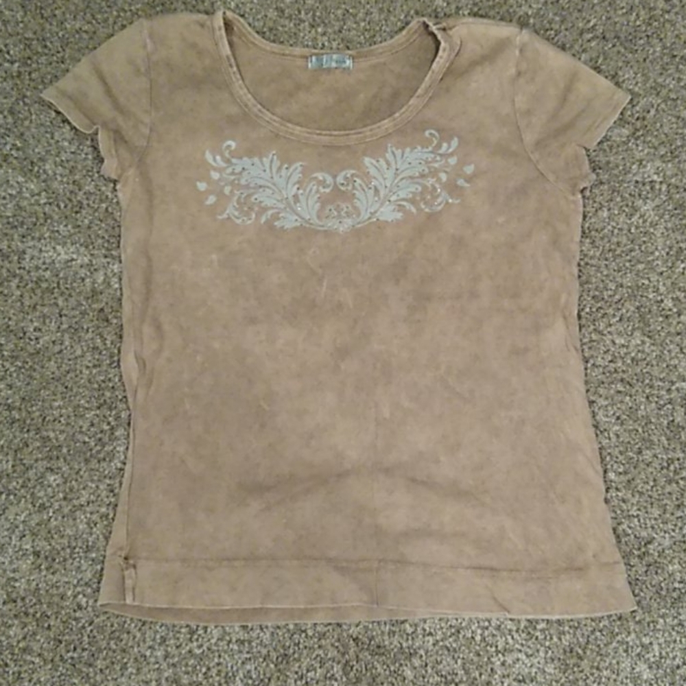 Ladies Shirt (No Size on Shirt - Adult Small)